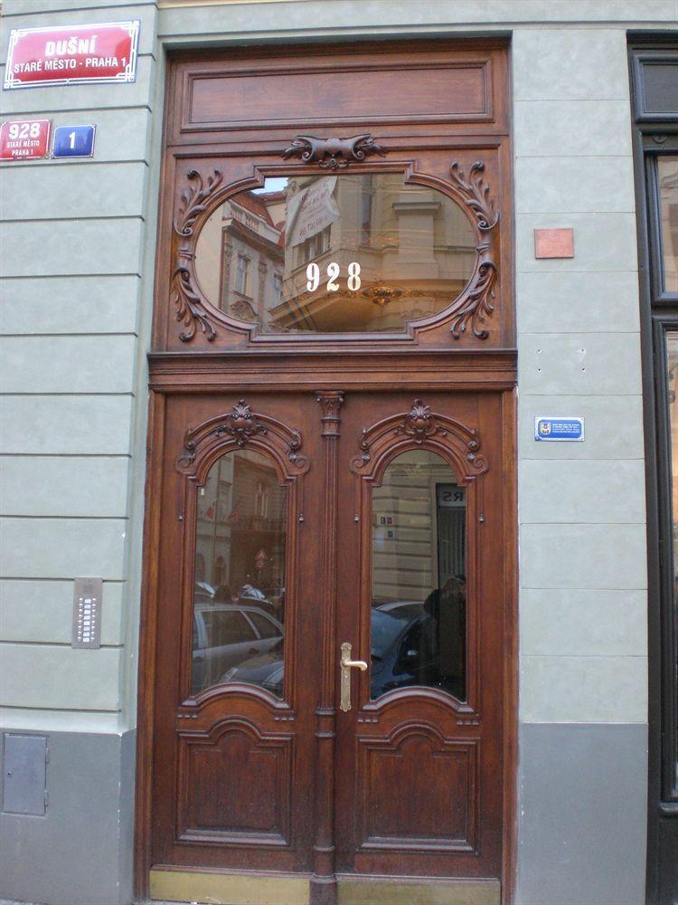 Old Town - Dusni Apartments Prag Dış mekan fotoğraf